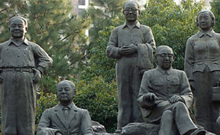 弘美爱游戏平台教你铸铜爱游戏平台如何保养