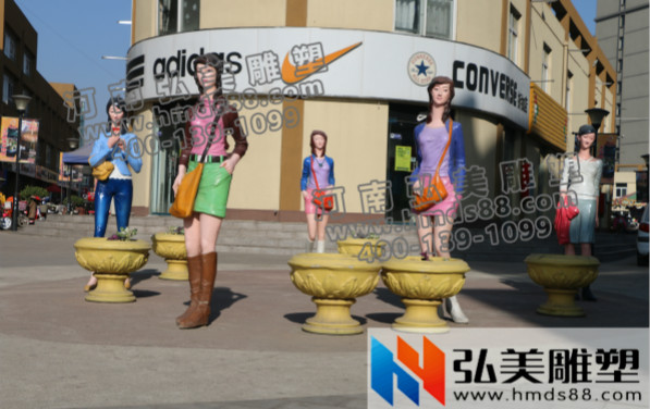 爱游戏平台公司弘美爱游戏平台浅谈室外玻璃钢爱游戏平台的寿命