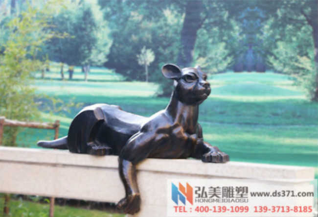 豹子爱游戏平台